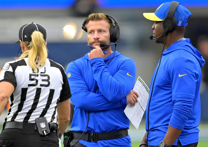 Sep 17, 2023; Inglewood, California, USA; Los Angeles Rams head coach Sean McVay stands next to defensive coordinator Raheem Morris in the second half against the San Francisco 49ers at SoFi Stadium.